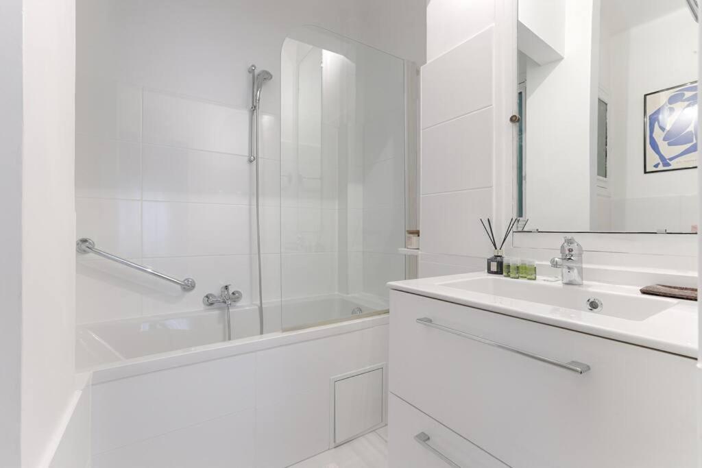 Matignon Saint-Honore : Magnifique Appartement 1Br Paris Dış mekan fotoğraf